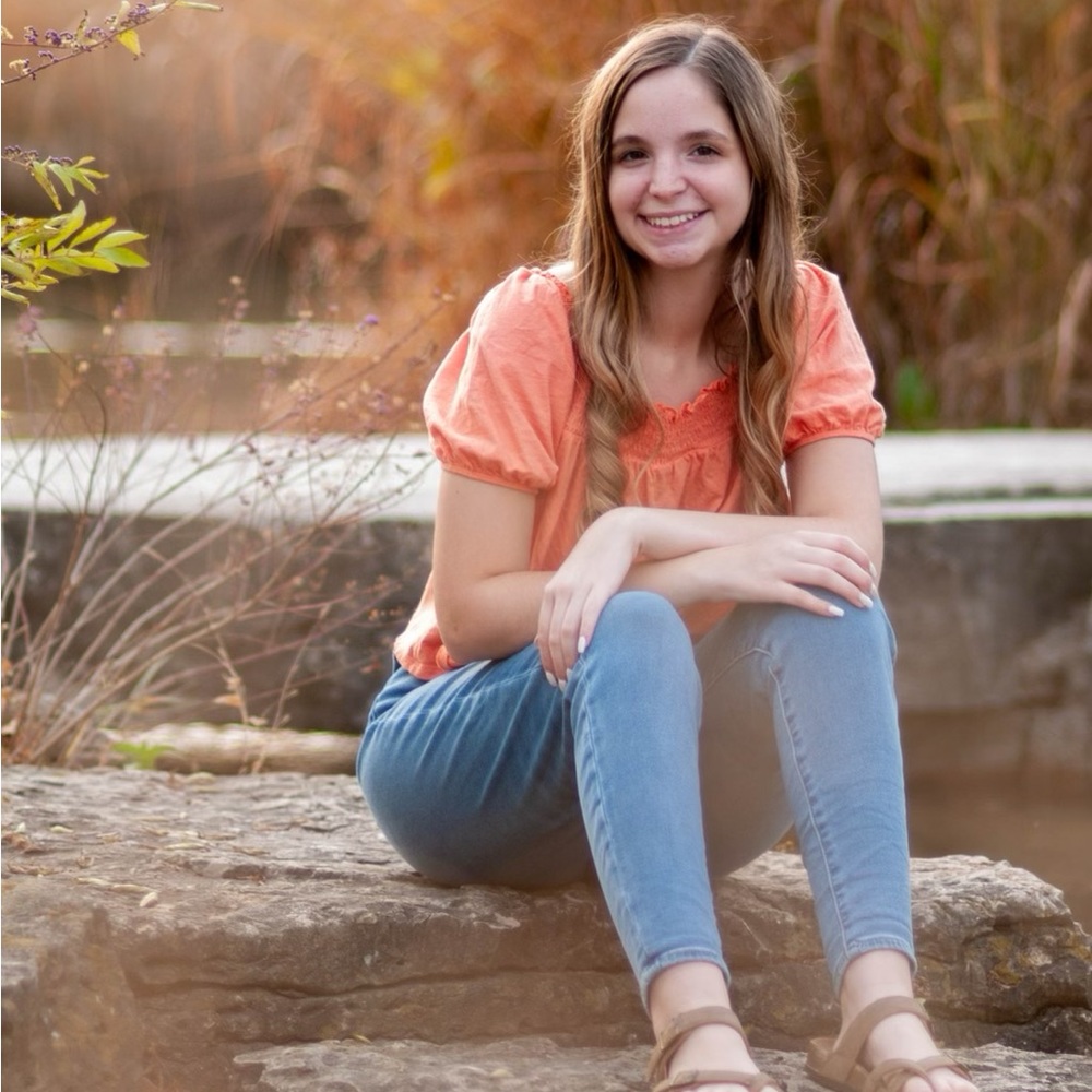 Meet your Posher, Abby